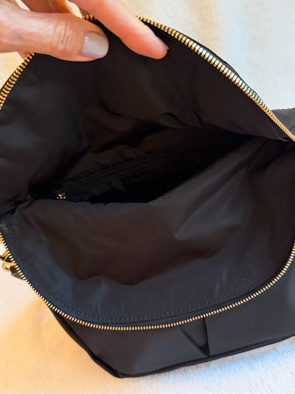 Quince Black Revive Nylon Foldover Crossbody Bag NWOT Adjustable Strap Gold Zip - Picture 12 of 13